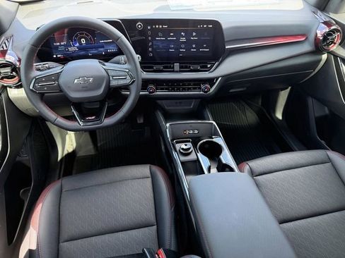 New 2026 Chevrolet Equinox RS FWD image 18