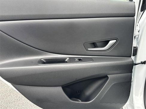 New 2026 Hyundai Elantra Blue image 21