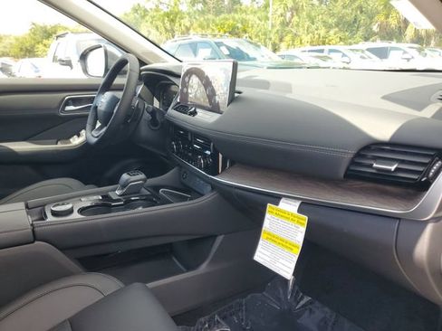 New 2026 Nissan Rogue Platinum w/ Platinum Premium Package AWD/4WD image 32
