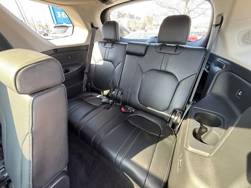 Used 2023 Honda Pilot Elite image 32