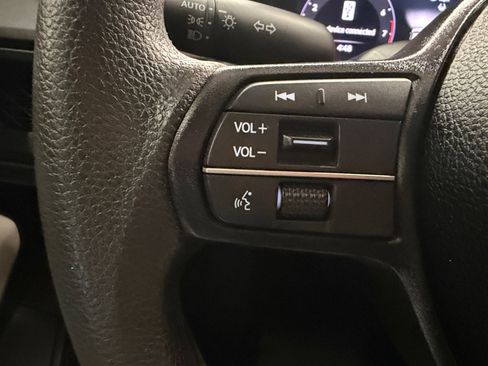 Used 2025 Honda Accord LX image 19