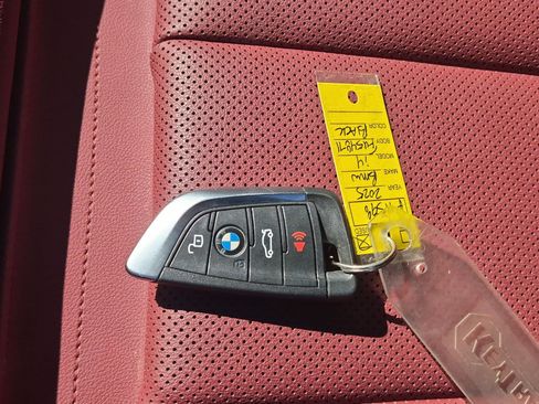 Used 2025 BMW i4 eDrive40 w/ Parking Assistance Package RWD image 33