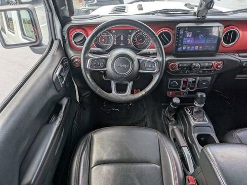 Used 2018 Jeep Wrangler Unlimited Rubicon AWD/4WD image 16