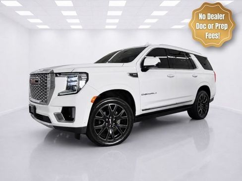 Used 2023 GMC Yukon Denali w/ Advanced Technology Package AWD/4WD image 3