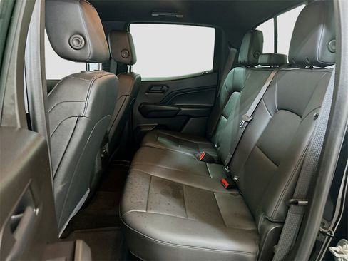 Used 2025 Chevrolet Colorado Trail Boss image 22