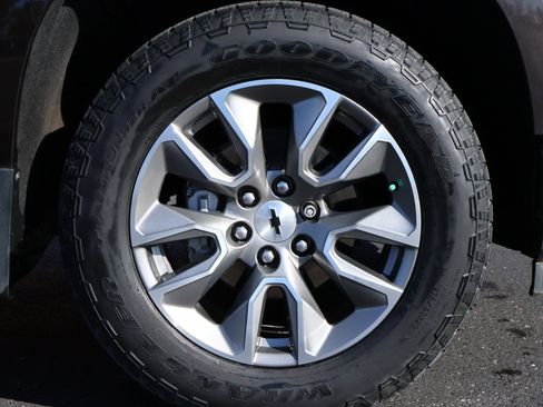 Used 2020 Chevrolet Silverado 1500 RST w/ Texas Edition image 23