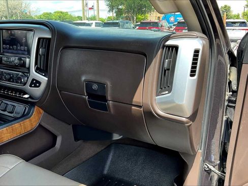 Used 2016 GMC Sierra 1500 SLT w/ SLT Premium Package AWD/4WD image 18