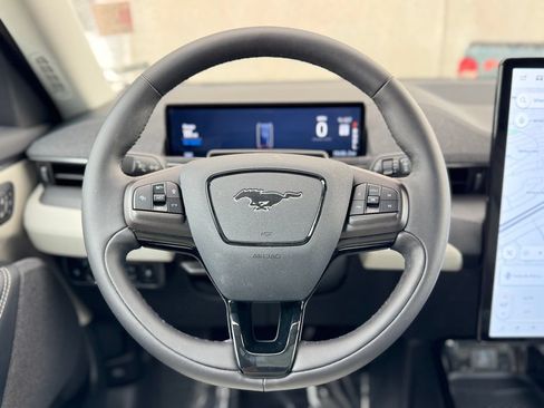 Used 2023 Ford Mustang Mach-E Premium AWD/4WD image 15