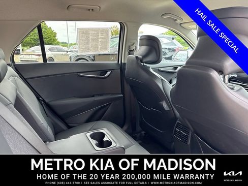Used 2025 Kia Niro EX FWD image 39