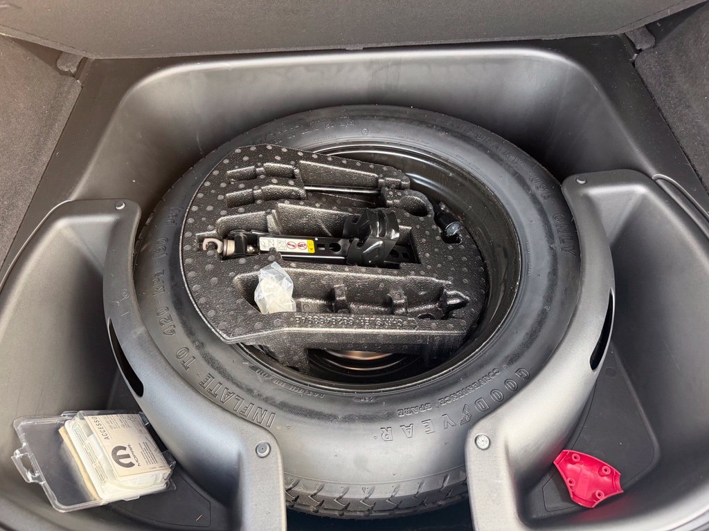Used 2019 Jeep Grand Cherokee Altitude AWD/4WD image 19