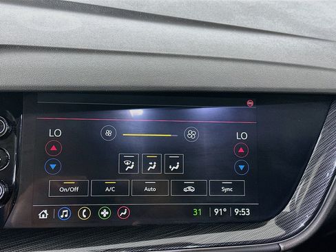 Used 2023 Buick Envision Essence w/ Sport Touring Package FWD image 19