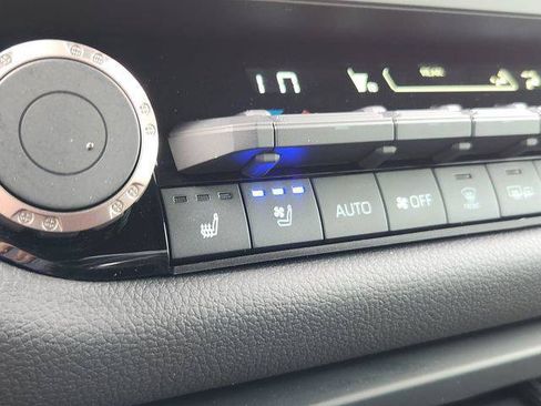 Certified 2025 Toyota Sequoia TRD Pro AWD/4WD image 15