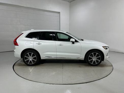 Used 2018 Volvo XC60 T6 Inscription w/ Vision Package AWD/4WD image 35
