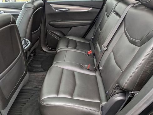 Used 2021 Cadillac XT6 Luxury image 25