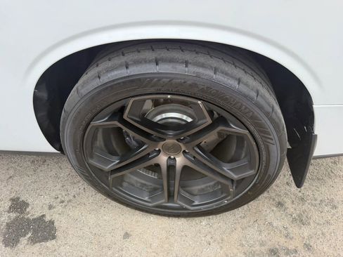 Used 2018 Dodge Challenger R/T Scat Pack w/ Leather Interior Group image 28