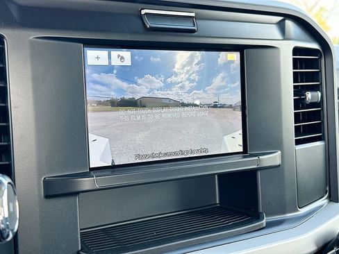 New 2026 Ford F250 XL w/ XL Chrome Package AWD/4WD image 23