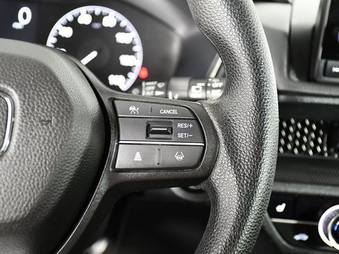 Used 2025 Honda CR-V EX image 16