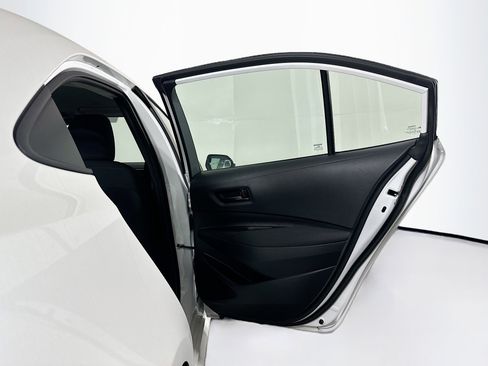 Used 2026 Toyota Corolla LE FWD image 28