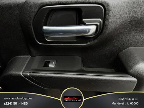 Used 2022 Chevrolet Silverado 2500 Custom w/ Custom Value Package image 22