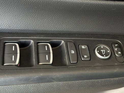 Used 2024 Honda CR-V EX-L image 12