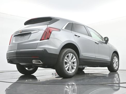 New 2025 Cadillac XT5 Luxury AWD/4WD image 19