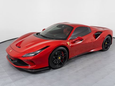 Certified 2023 Ferrari F8 Tributo image 33