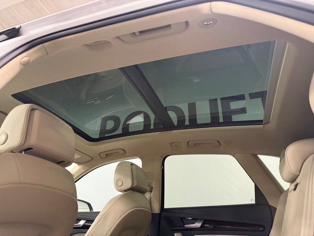 Used 2019 Audi Q5 2.0T Premium Plus w/ Premium Plus Package AWD/4WD image 14