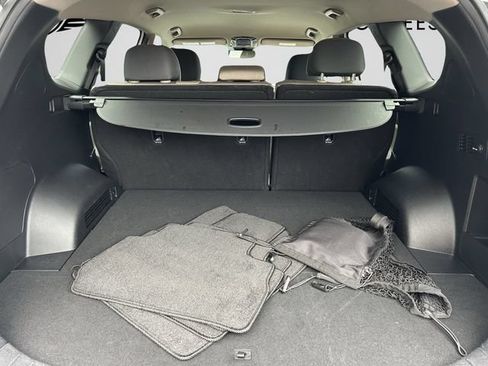 Used 2022 Hyundai Santa Fe SEL FWD image 15