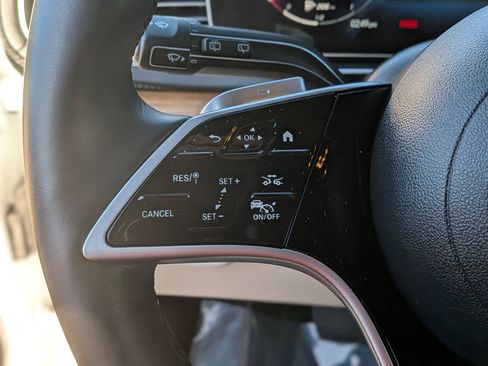 Certified 2025 Mercedes-Benz GLS 450 4MATIC image 16