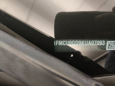 Used 2019 Ford Escape SE FWD image 33