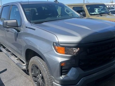 Used 2024 Chevrolet Silverado 1500 Custom w/ Turbomax Blackout Package image 8