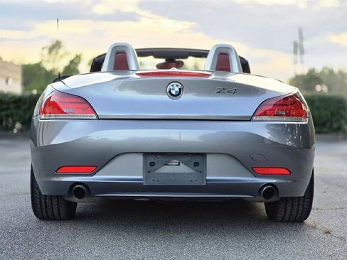 Used 2012 BMW Z4 sDrive35i image 9
