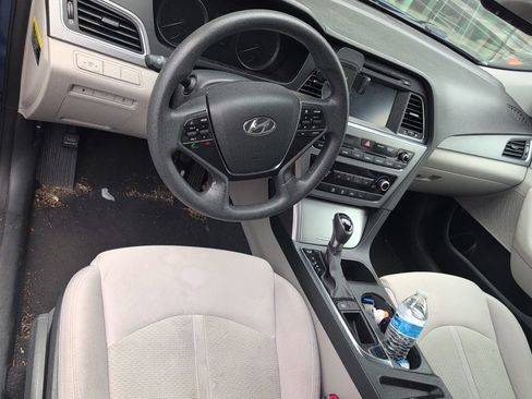 Used 2016 Hyundai Sonata SE FWD image 9