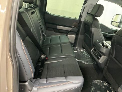 New 2026 Ford F250 Lariat AWD/4WD image 18