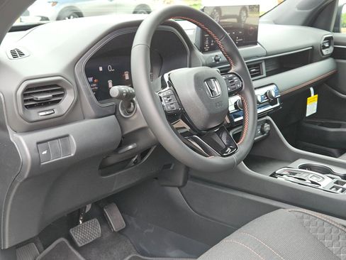 New 2026 Honda Pilot Sport image 12