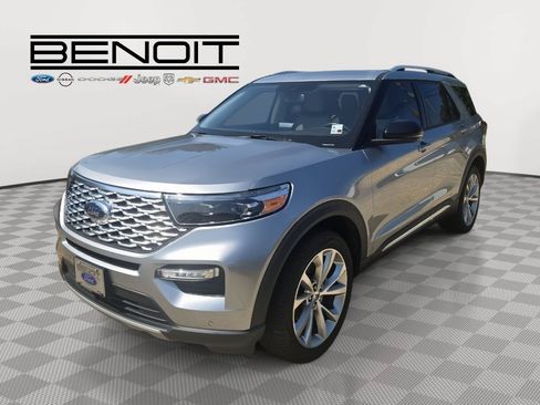 Used 2023 Ford Explorer Platinum w/ Technology Package AWD/4WD image 1