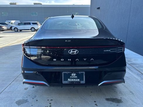 New 2026 Hyundai Sonata SEL FWD image 22
