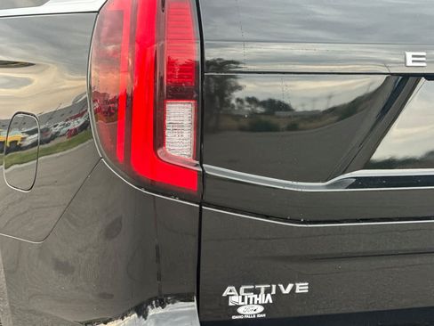 Certified 2025 Ford Expedition Active AWD/4WD image 29