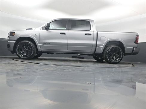 New 2026 RAM 1500 4x4 Crew Cab image 42