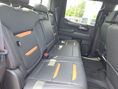 Used 2023 GMC Sierra 1500 AT4 w/ AT4 Premium Package image 12