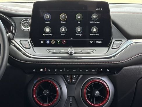 Used 2025 Chevrolet Blazer RS FWD image 17