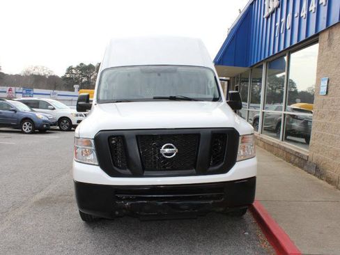 Used 2020 Nissan NV 2500 SV image 2