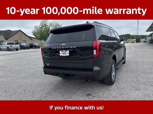 Used 2025 Ford Expedition Active AWD/4WD image 19