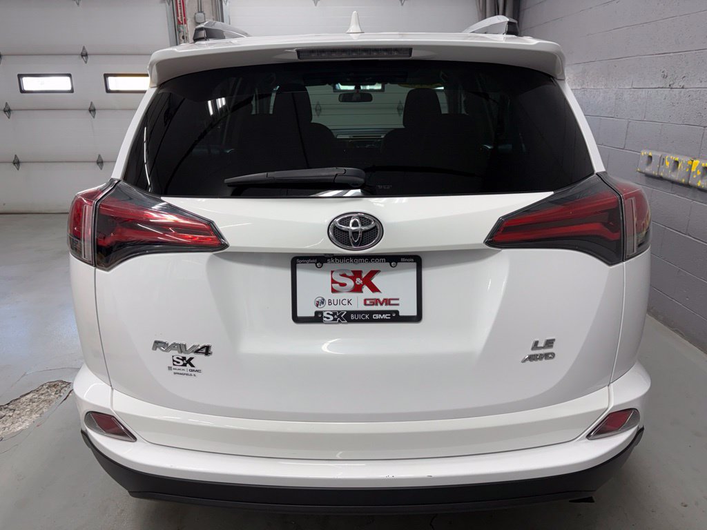 Used 2016 Toyota RAV4 LE AWD/4WD image 21