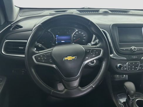 Used 2022 Chevrolet Equinox LT FWD image 17