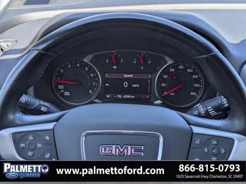 Used 2022 GMC Terrain SLT w/ Elevation Edition FWD image 29