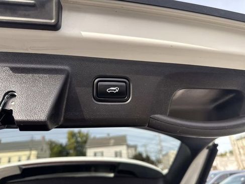 Used 2022 Hyundai Tucson SEL w/ Convenience + Premium Package image 10