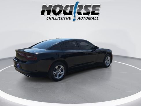 Used 2020 Dodge Charger SXT RWD image 8