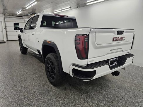 Used 2026 GMC Sierra 2500 AT4 AWD/4WD image 7