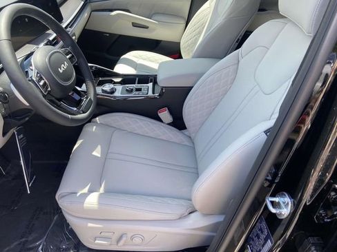 New 2025 Kia Sorento SX Prestige AWD/4WD image 11